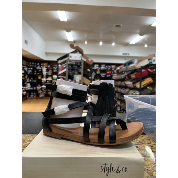 Style & Co. Shoes - Style & Co Women's Black Chelseaa Round Toe Gladiator Sandals Flat Size 5M